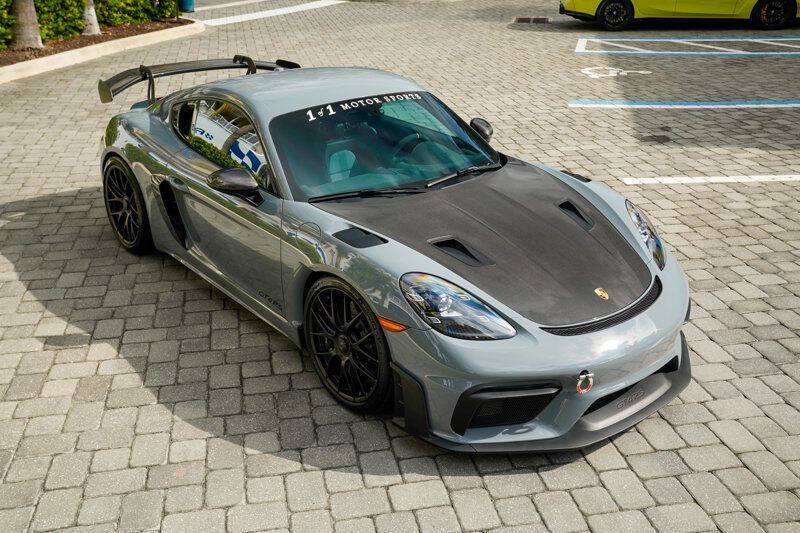 2024 Porsche 718 Cayman GT4 RS