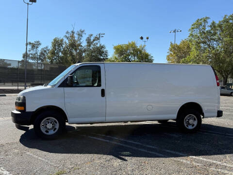 2018 Chevrolet Express 2500