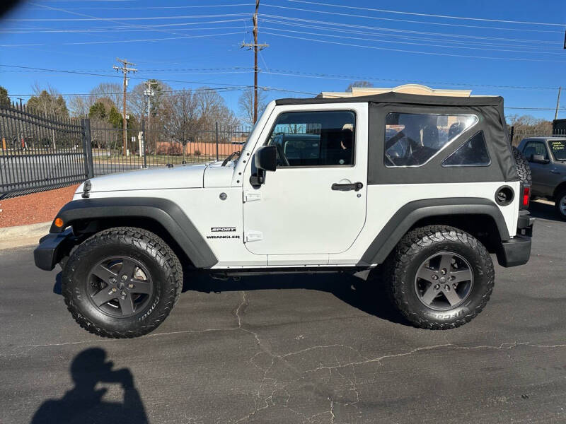 2015 Jeep Wrangler Sport photo 8