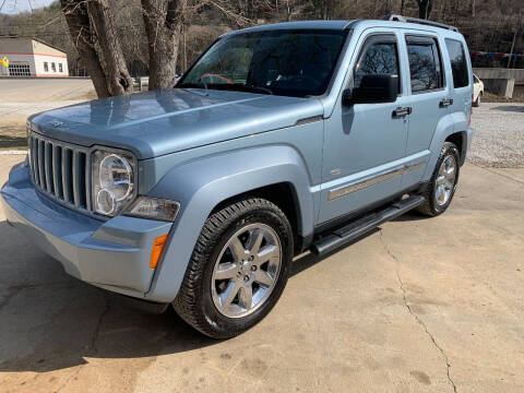 2012 Jeep Liberty for sale at Day Family Auto Sales in Wooton KY