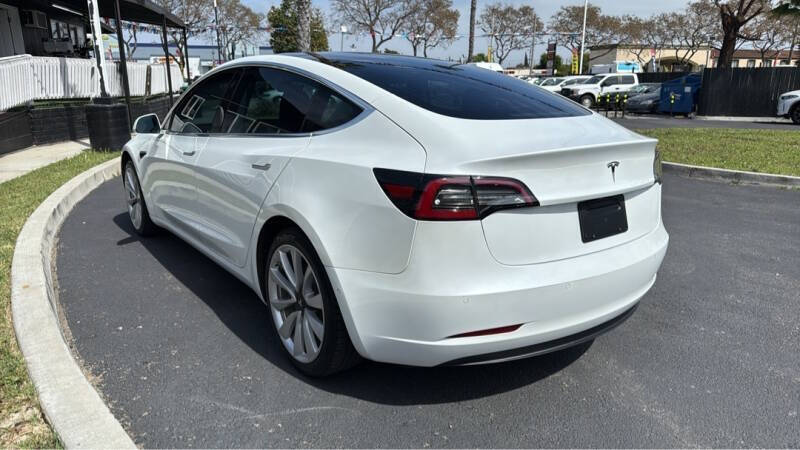 2019 Tesla Model 3 Standard Range