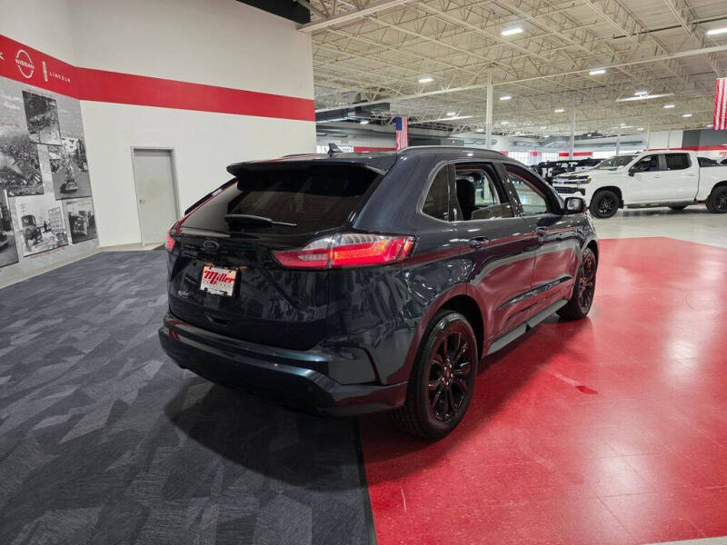 2024 Ford Edge SE