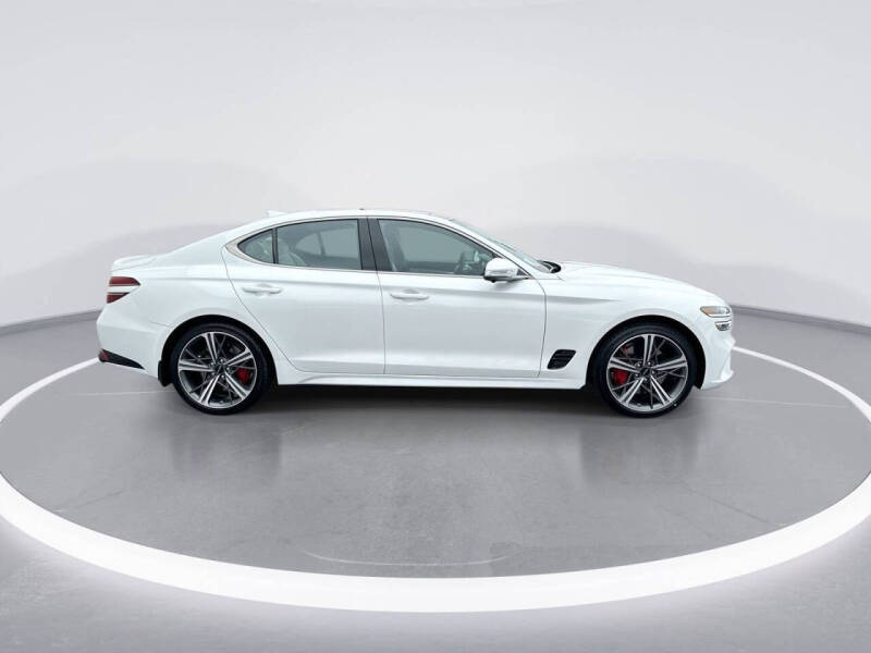 2025 Genesis G70