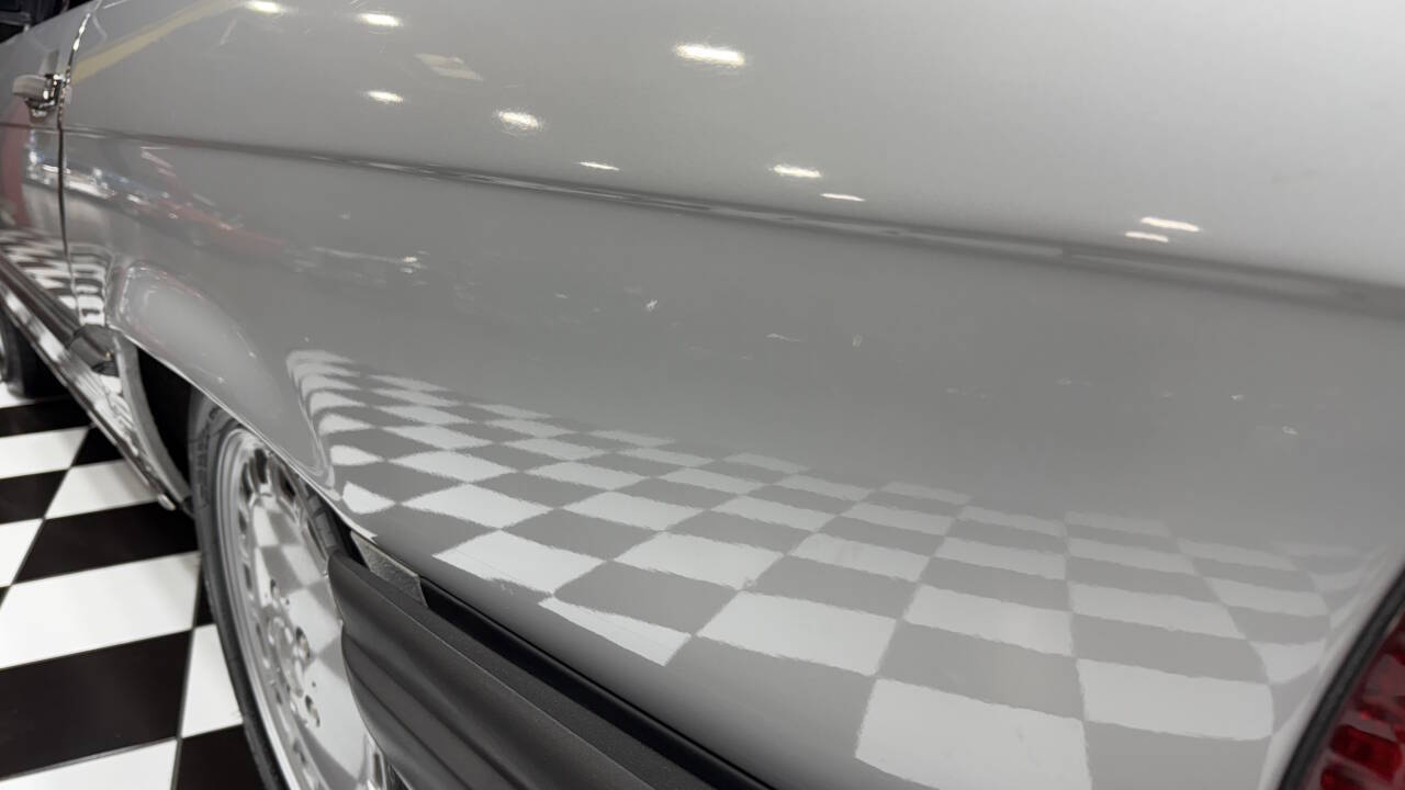 1988 Mercedes-Benz 560-Class 26