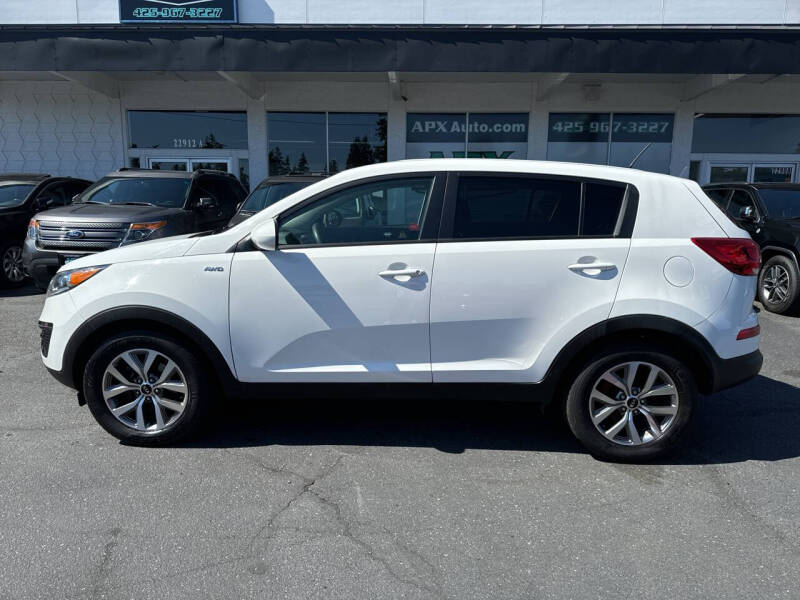 Used 2015 Kia Sportage LX with VIN KNDPBCAC2F7742208 for sale in Edmonds, WA