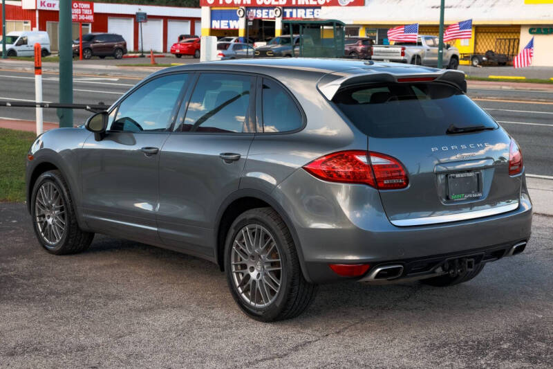 2014 Porsche Cayenne Platinum