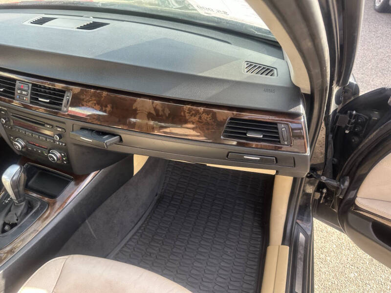 2011 BMW 3 Series 328i