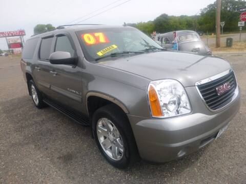 2007 GMC Yukon XL for sale at Country Side Car Sales in Elk River MN