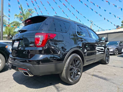 2017 Ford Explorer Sport