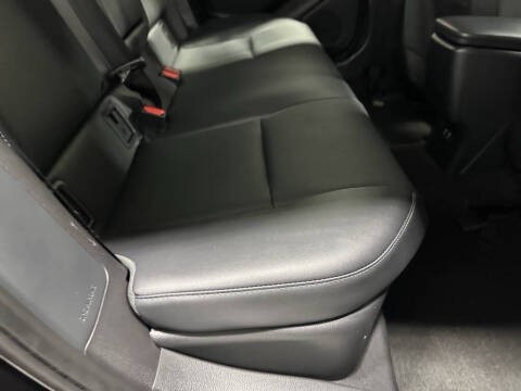 2025 Toyota Prius XLE