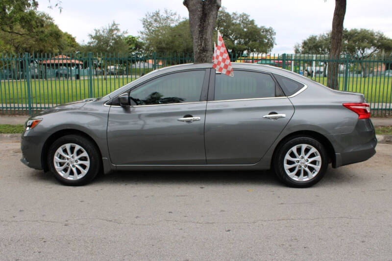 2019 Nissan Sentra SV photo 17