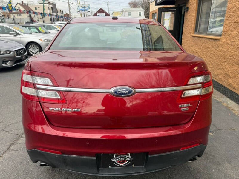 2019 Ford Taurus SEL