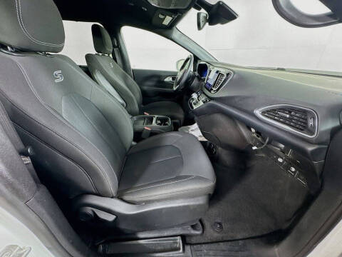 2019 Chrysler Pacifica Touring Plus