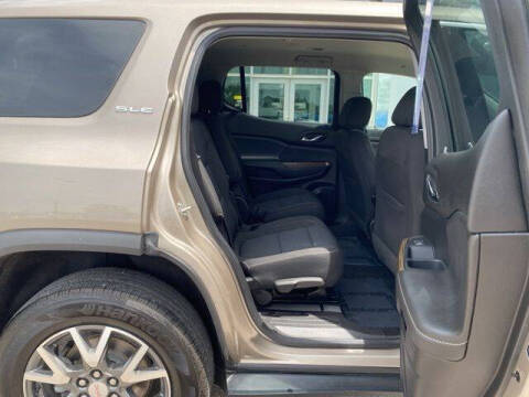 2022 GMC Acadia SLE