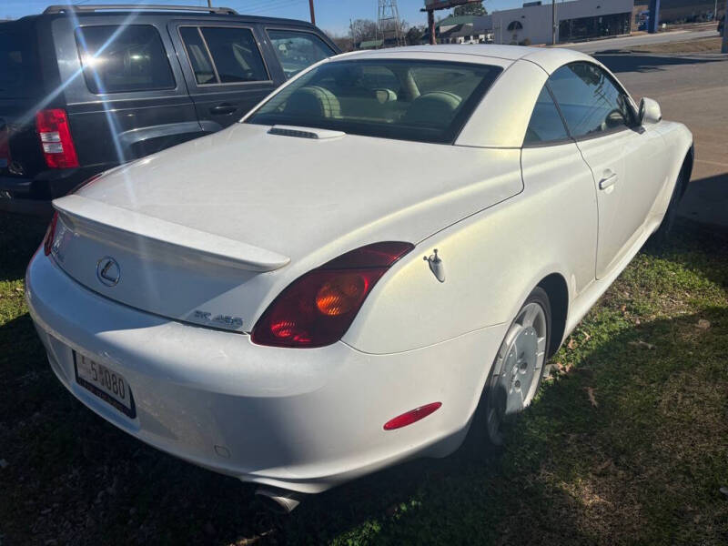 2005 Lexus SC 430