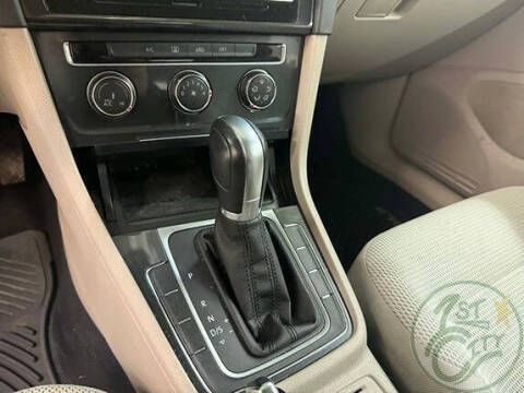 2018 Volkswagen Golf TSI S