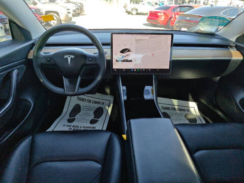 2020 Tesla Model 3 Standard Range