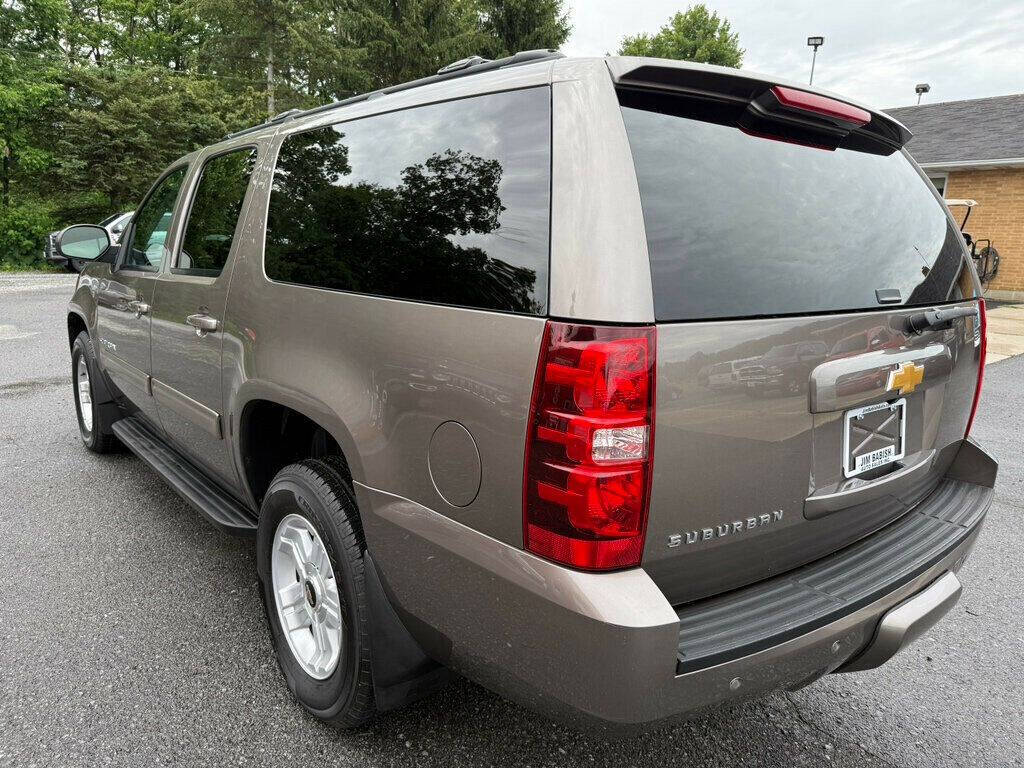 2014 Chevrolet Suburban 5