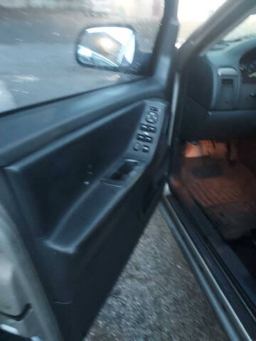 2004 Jeep Grand Cherokee Laredo