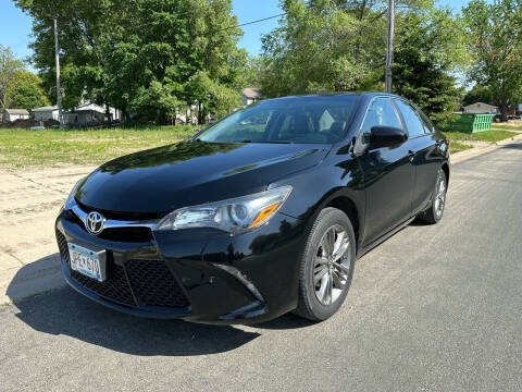 2017 Toyota Camry for sale at ONG Auto in Farmington MN