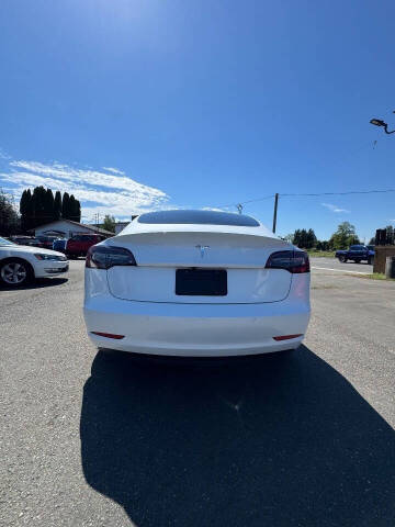 2020 Tesla Model 3 Standard Range Plus