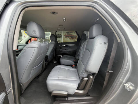 2021 Buick Enclave Essence