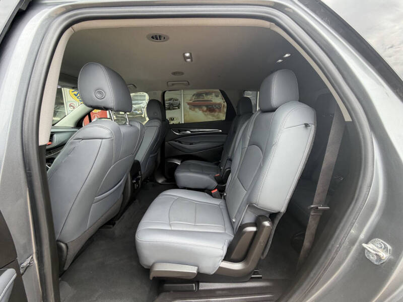2021 Buick Enclave Essence