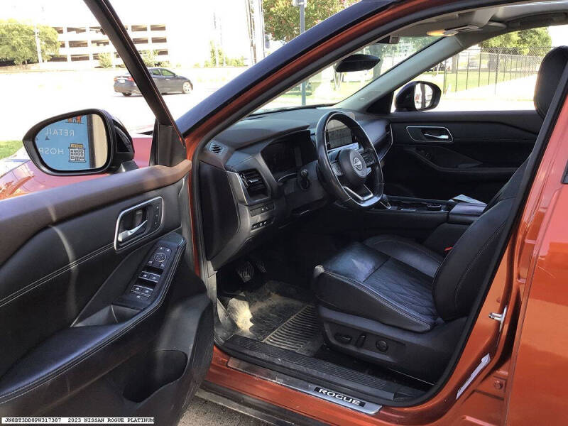 2023 Nissan Rogue Platinum