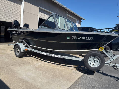 2015 Alumaweld Talon