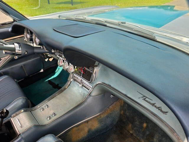 1963 Ford Thunderbird