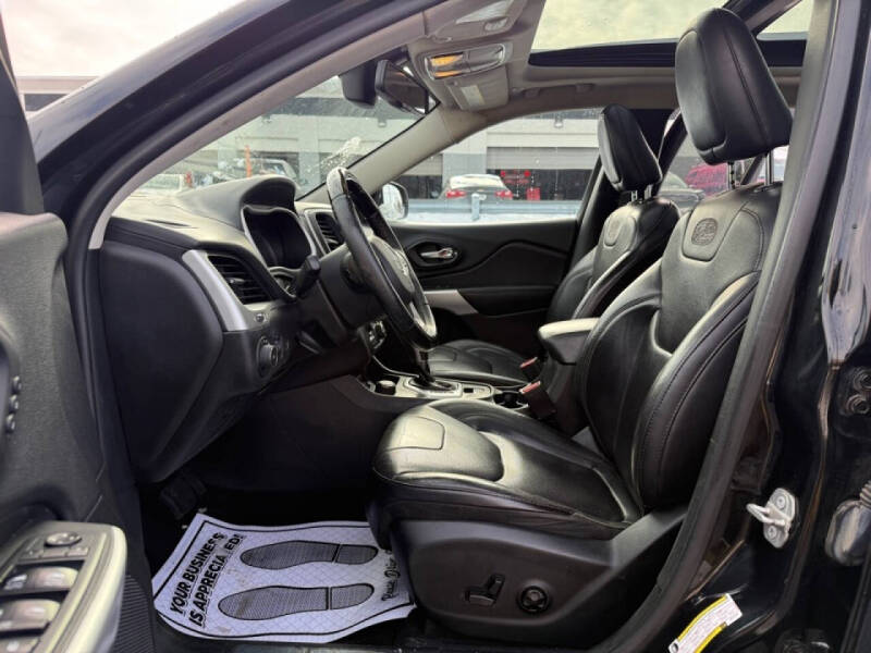 2018 Jeep Cherokee Overland