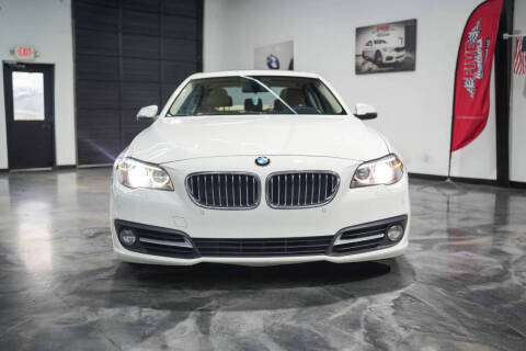 2015 BMW 5 Series 528i