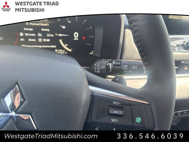 2025 Mitsubishi Outlander SE