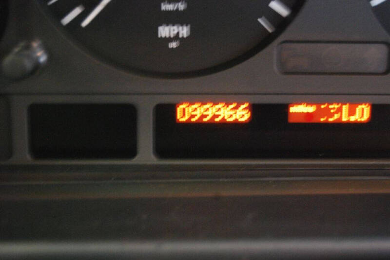 2003 BMW 5 Series 525i