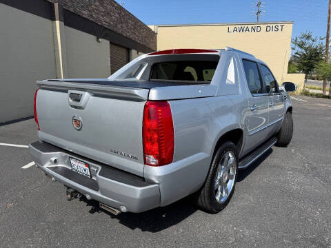 2013 Cadillac Escalade EXT Luxury