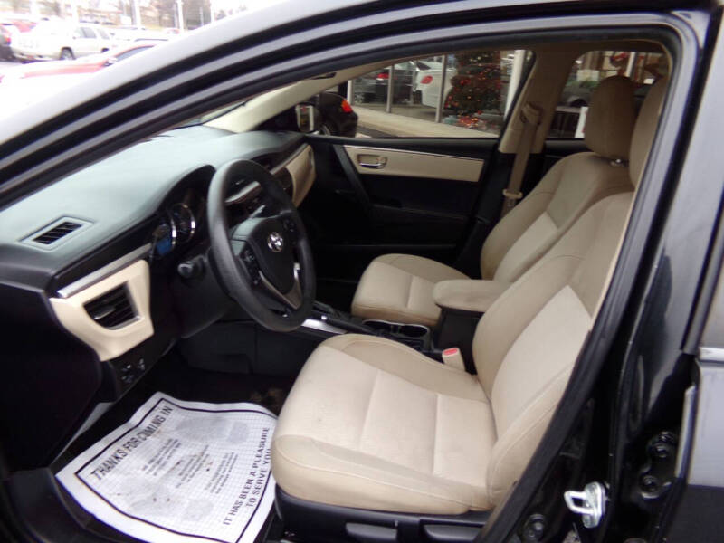 2015 Toyota Corolla LE