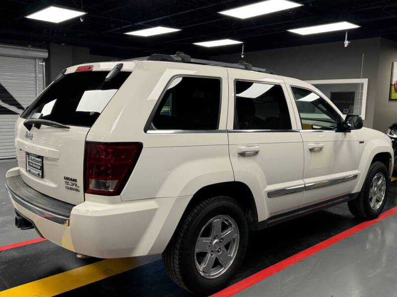 2005 Jeep Grand Cherokee Limited photo 6