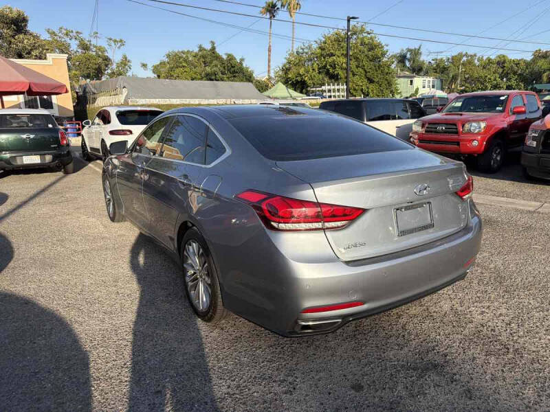 2015 Hyundai Genesis