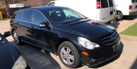 2009 Mercedes-Benz R-Class for sale at Cargo Vans of Chicago LLC in Bradley IL
