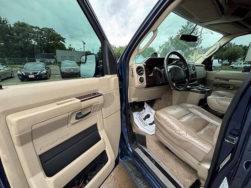 2011 Ford E-Series E-150