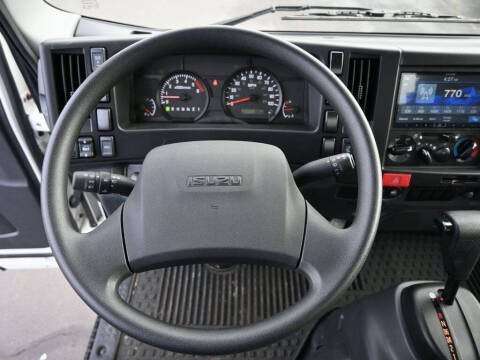 2024 Isuzu NPR HD 1F2