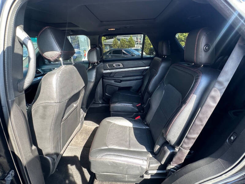 2016 Ford Explorer Sport