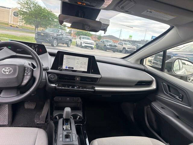 2024 Toyota Prius LE