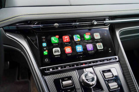 2025 Aston Martin DB12 V8