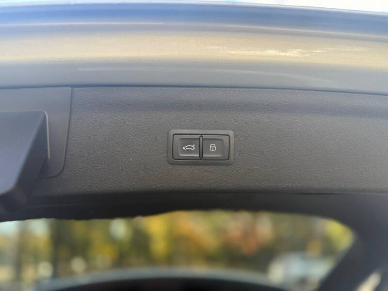 2016 Audi Q3 2.0T quattro Premium Plus