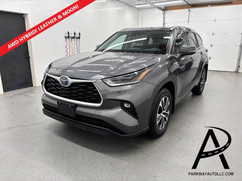 2021 Toyota Highlander XLE's photo