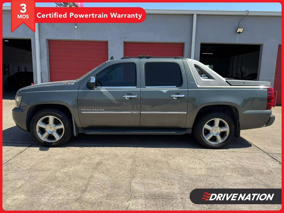 2011 Chevrolet Avalanche for sale at Drive Nation in Houston, TX