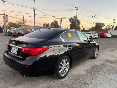 2014 Infiniti Q50 Premium