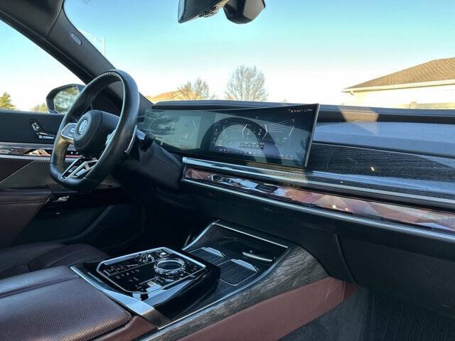 2023 BMW 7 Series 760i xDrive