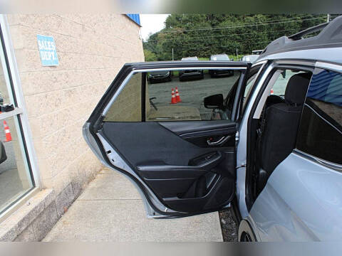 2022 Subaru Outback Premium